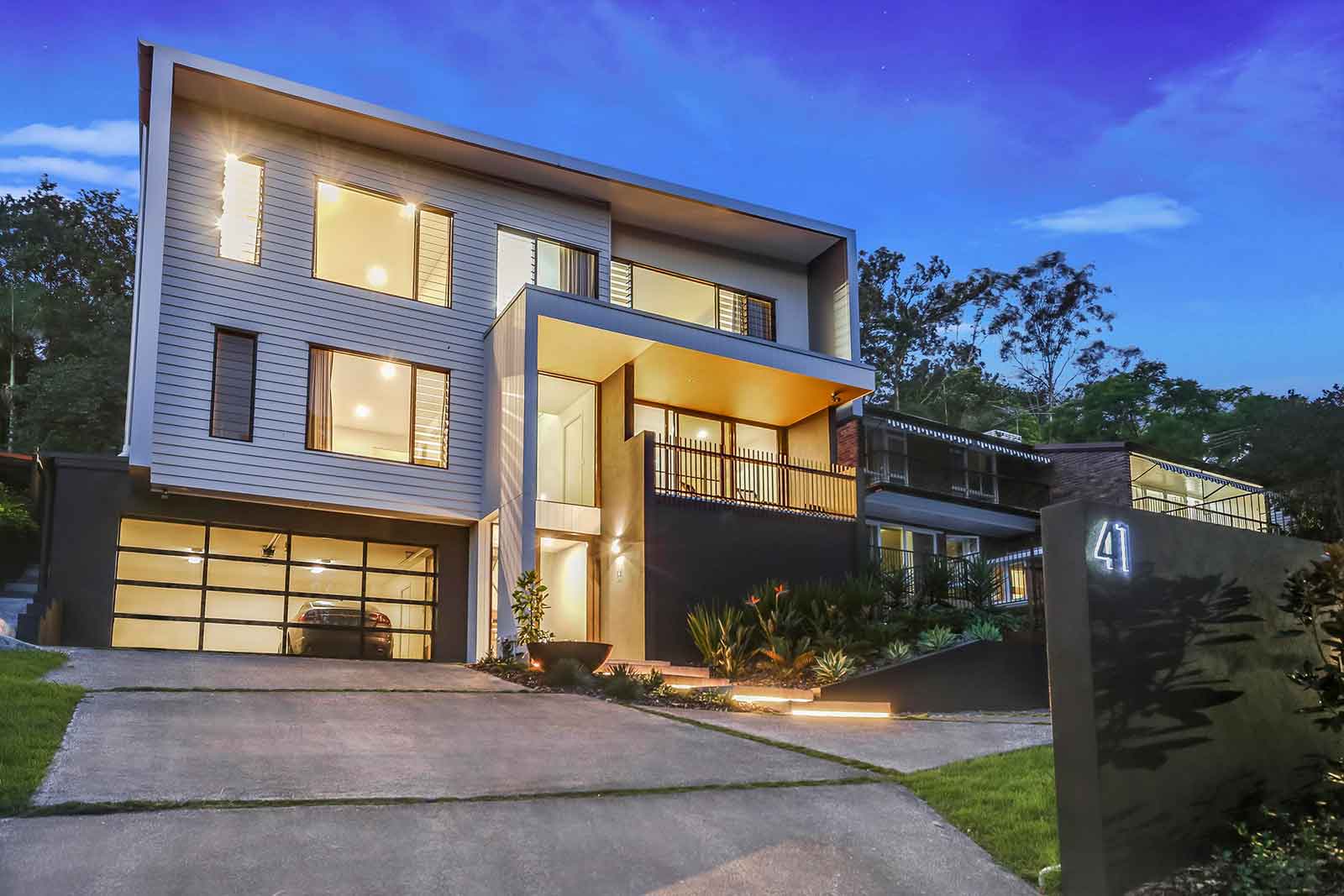 Stunning Split Level Homes on Sloping Blocks - QLD | Civic Steel